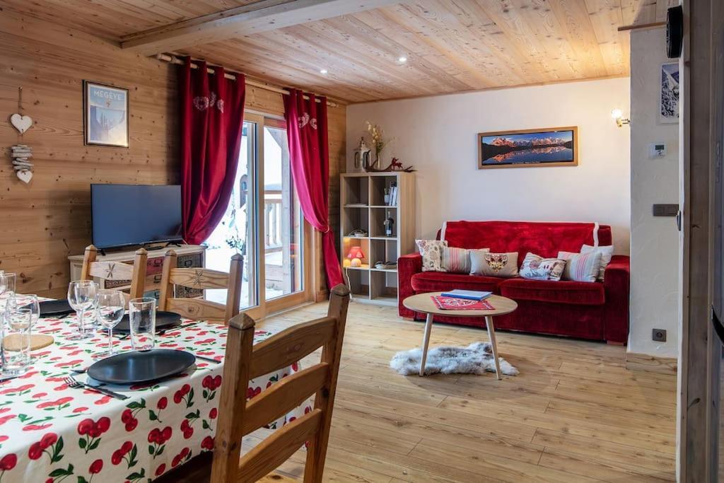 Charmant Appartement Dans Chalet, Coeur De Межев Экстерьер фото